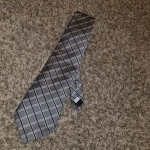 Van Heusen Tie